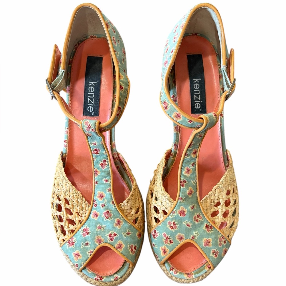 Kenzie Lyric Floral T-Strap Platform Heel - Picture 3 of 9